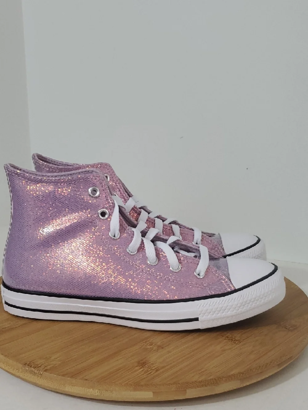 Converse CTAS Hi Tops Altitude Lilac Sparkly Size 6 Big Kid NIB